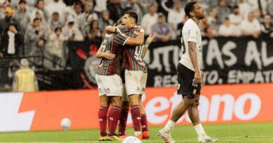 Fluminense vence Corinthians e amplia sequência de derrotas no Brasileirão.